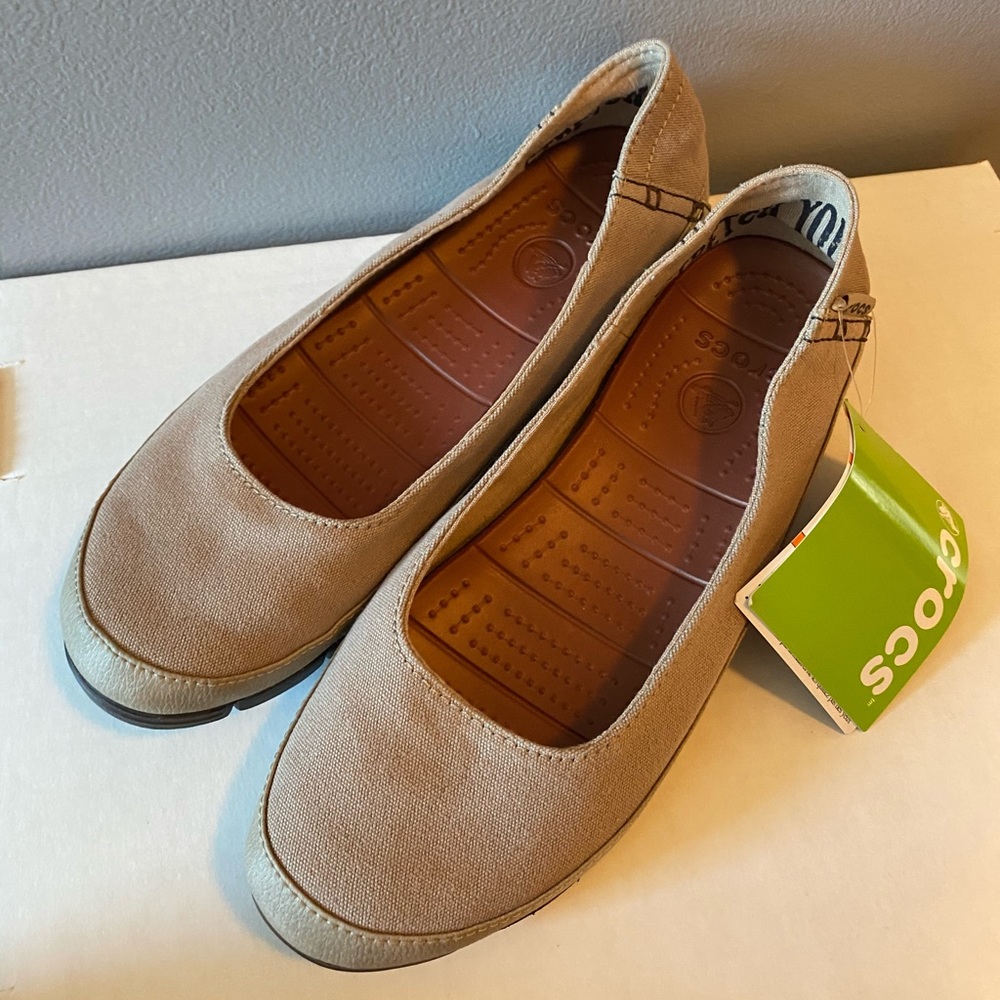 New Crocs Women's Stretch Sole Flat